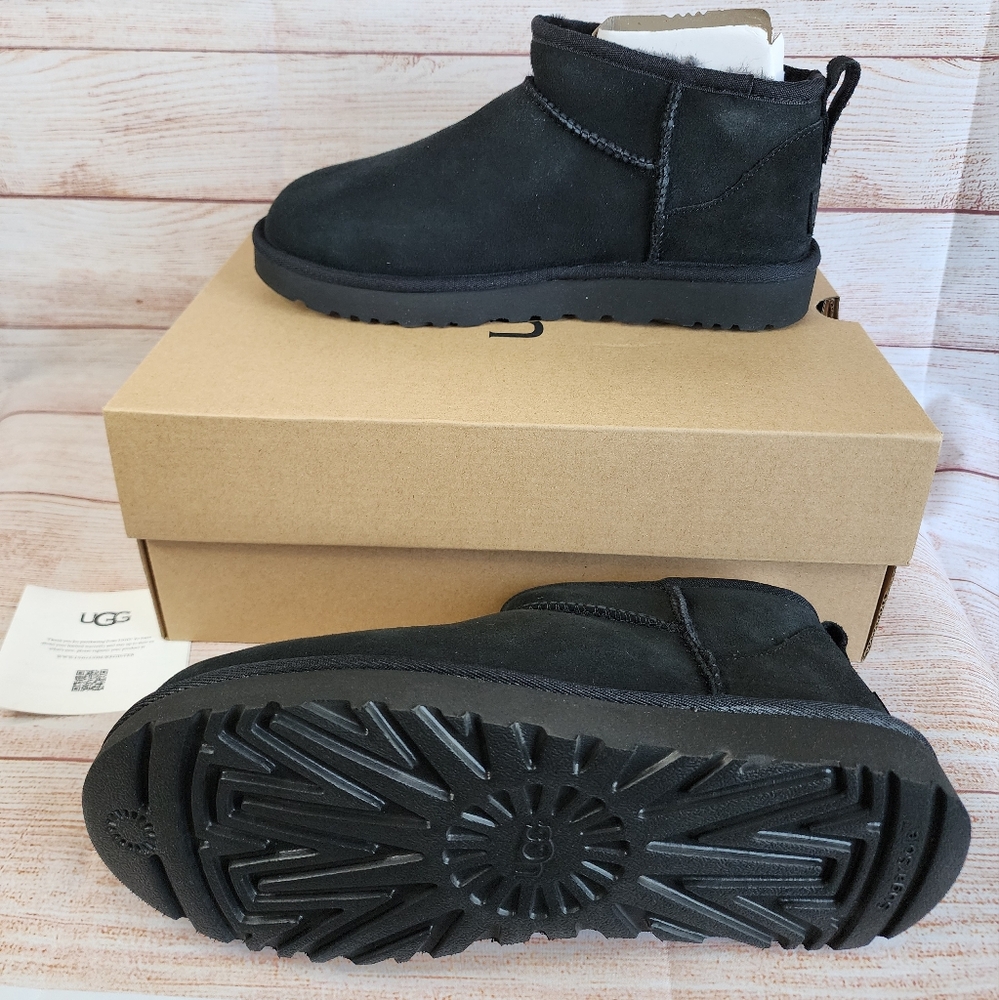 Ugg Boots - Picture 4 of 6